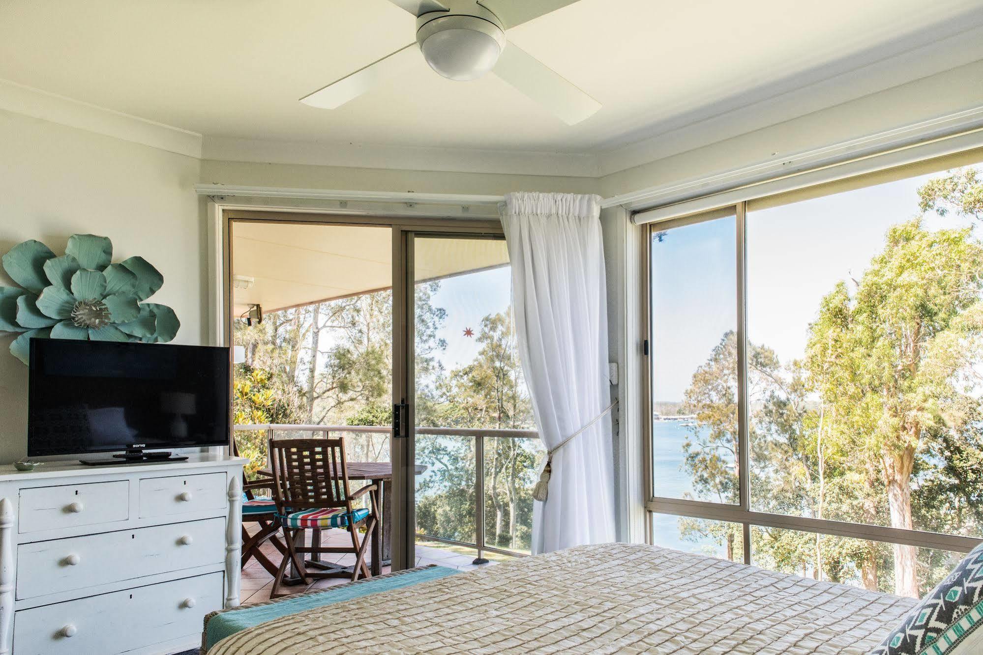 Corlette Anne'S Waterfront Haven B&B מראה חיצוני תמונה
