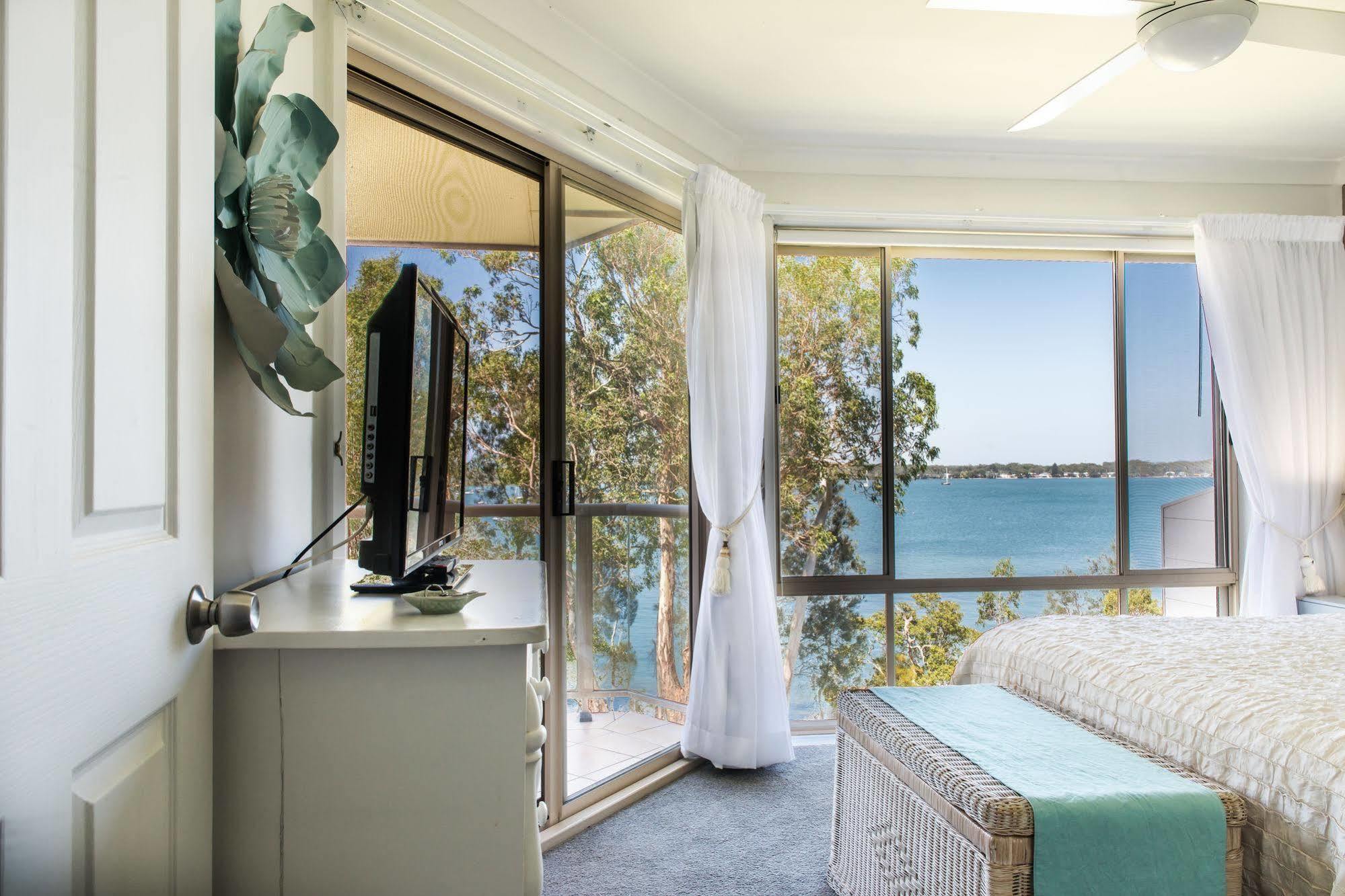 Corlette Anne'S Waterfront Haven B&B מראה חיצוני תמונה